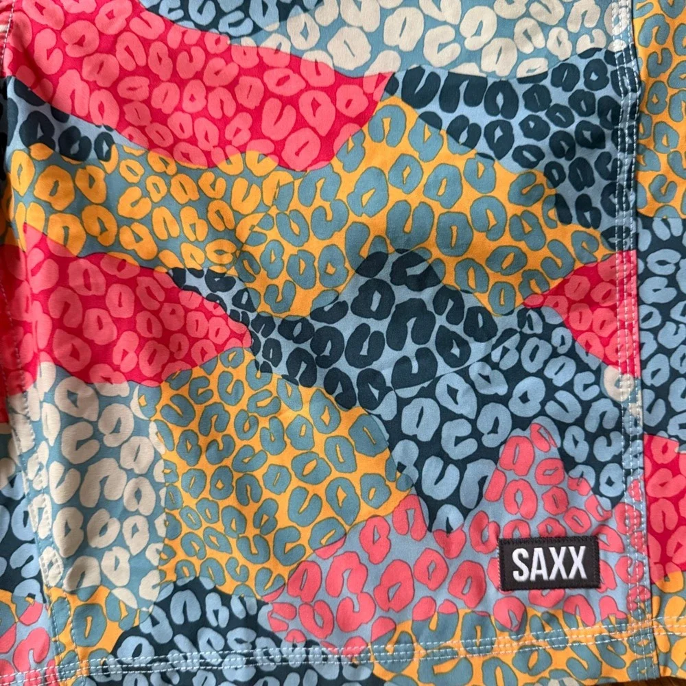 SAXX Betawave 2N1 Boardie Mens 36 Multi Color Leopard Board Shorts 19
